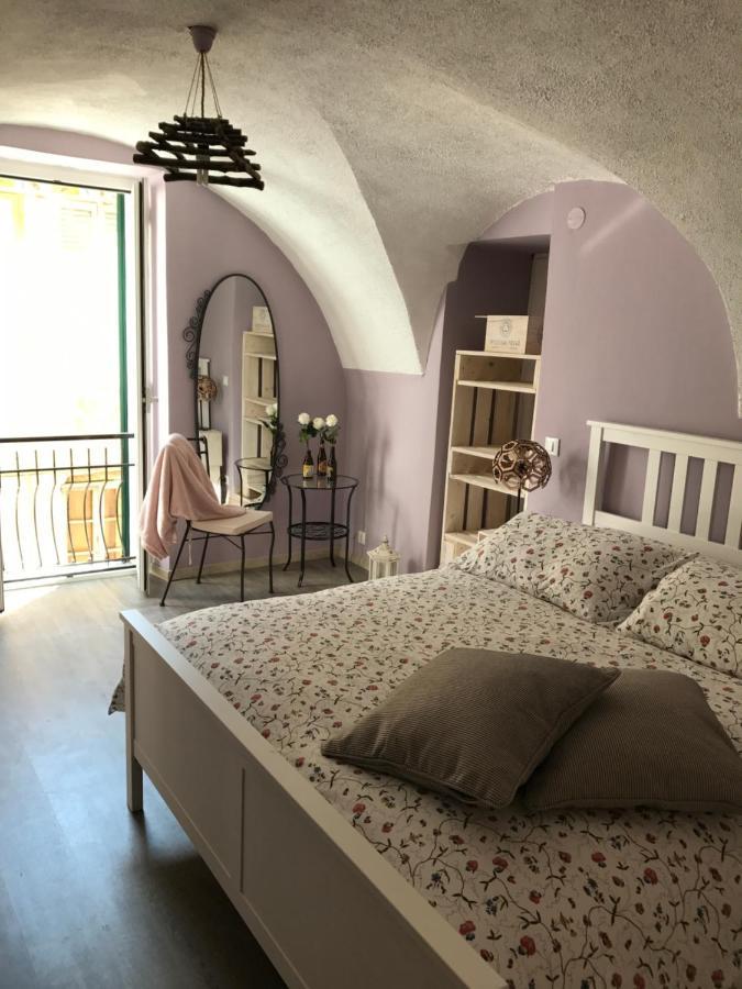 La Paramira Pigna Luaran gambar